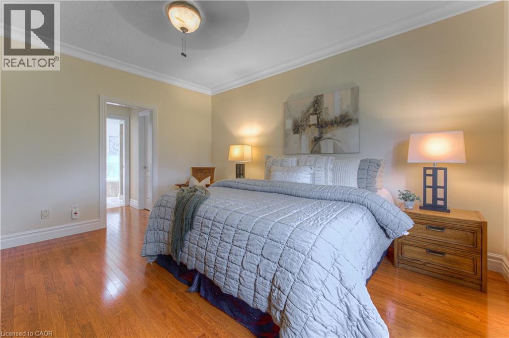 Photo 23 of 22 Orchard Way, New Hamburg ON