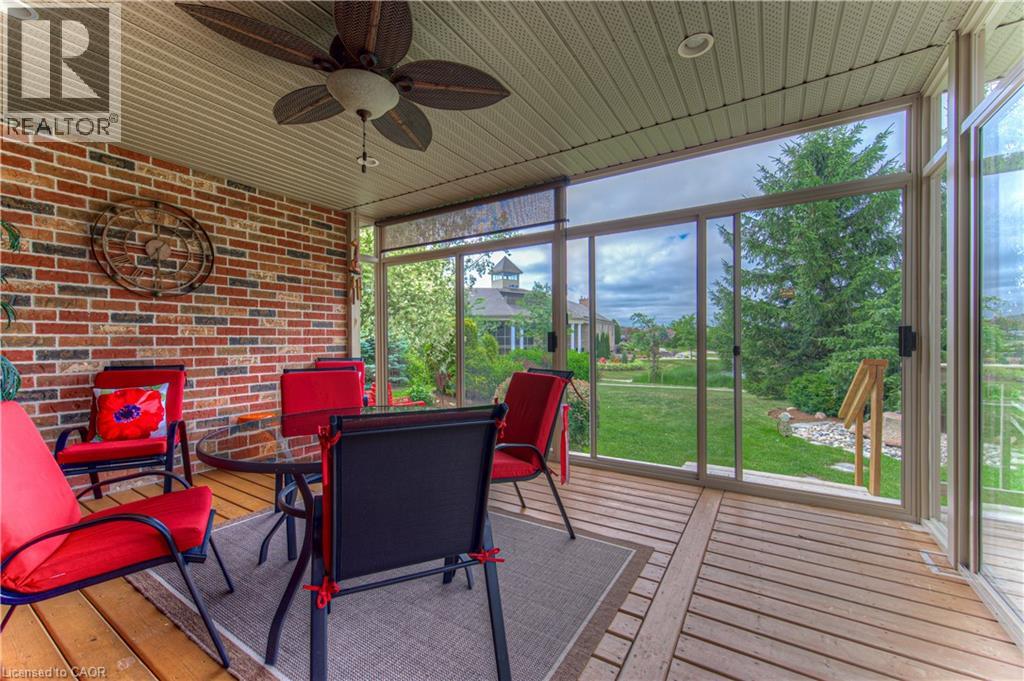 Photo 38 of 22 Orchard Way, New Hamburg ON