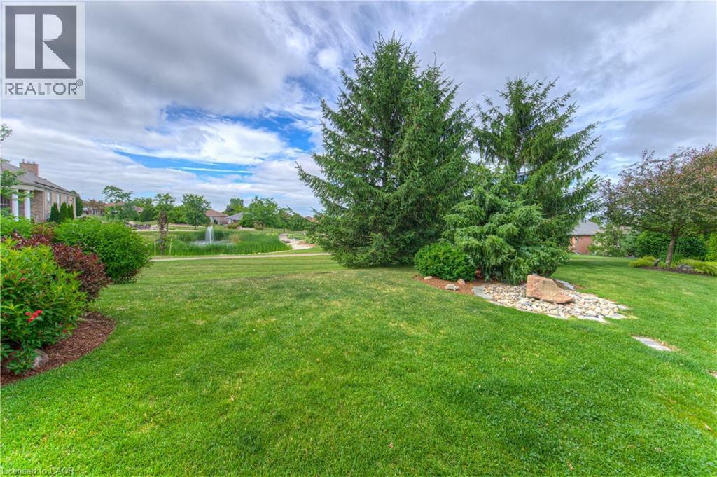 Photo 48 of 22 Orchard Way, New Hamburg ON
