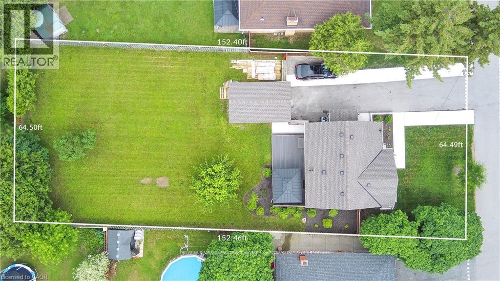 Photo 12 of 638 Franklin Boulevard, Cambridge ON