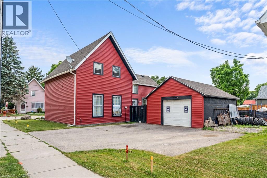 Photo 26 of 23 Railway St, Hagersville ON