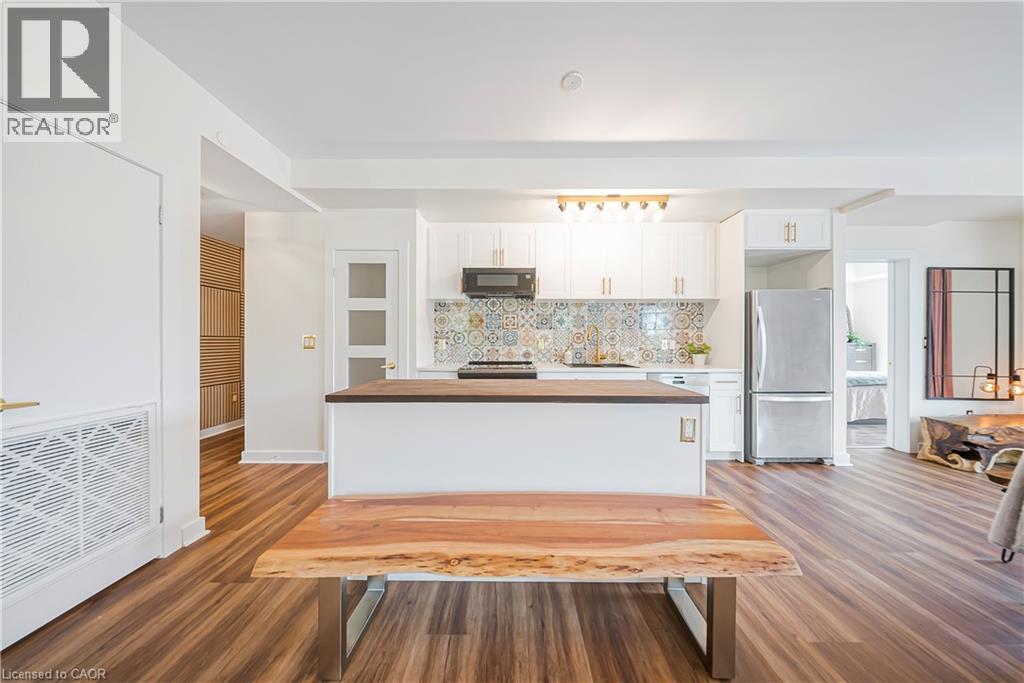 Photo 32 of 168 Sabina Drive Unit 214, Oakville ON