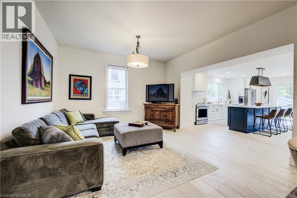 Photo 16 of 38 Euclid Avenue, Waterloo ON