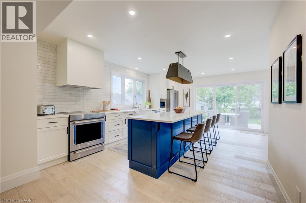 Photo 21 of 38 Euclid Avenue, Waterloo ON