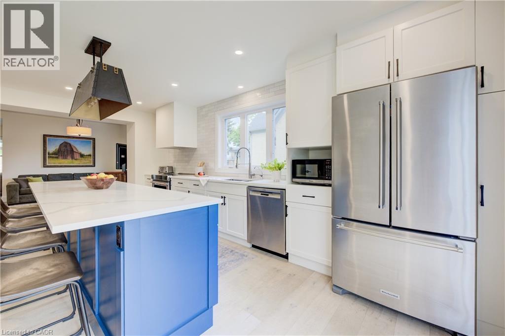 Photo 4 of 38 Euclid Avenue, Waterloo ON