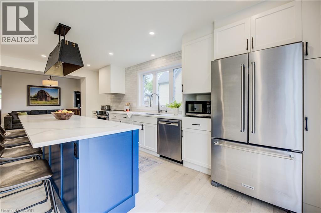 Photo 17 of 38 Euclid Avenue, Waterloo ON