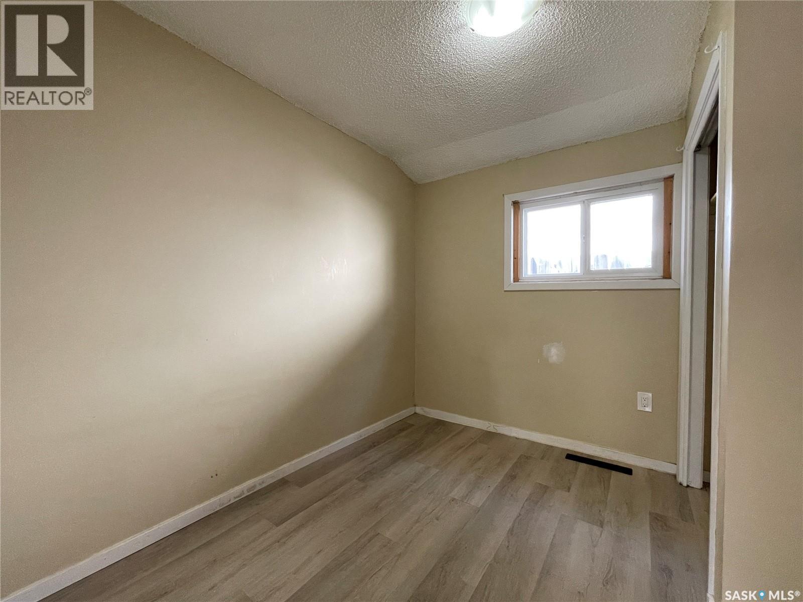 Photo 16 of 1432 105th Street, North Battleford SK