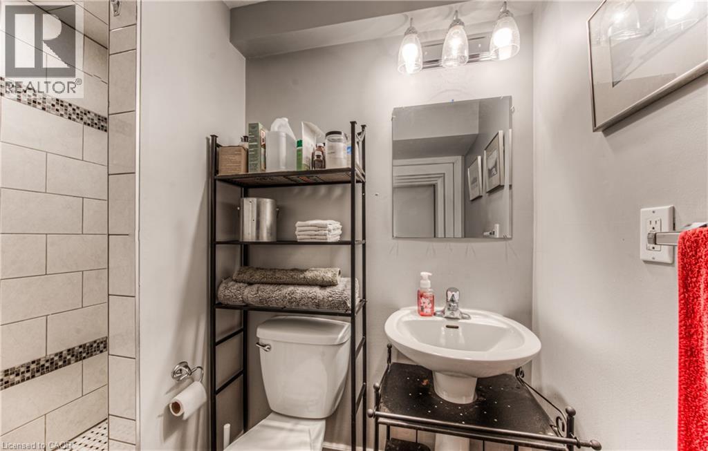 Photo 11 of 294 Fergus Avenue Unit 23, Kitchener ON