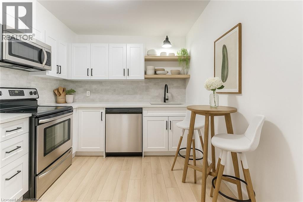Photo 7 of 15 Hofstetter Avenue Unit 321, Kitchener ON