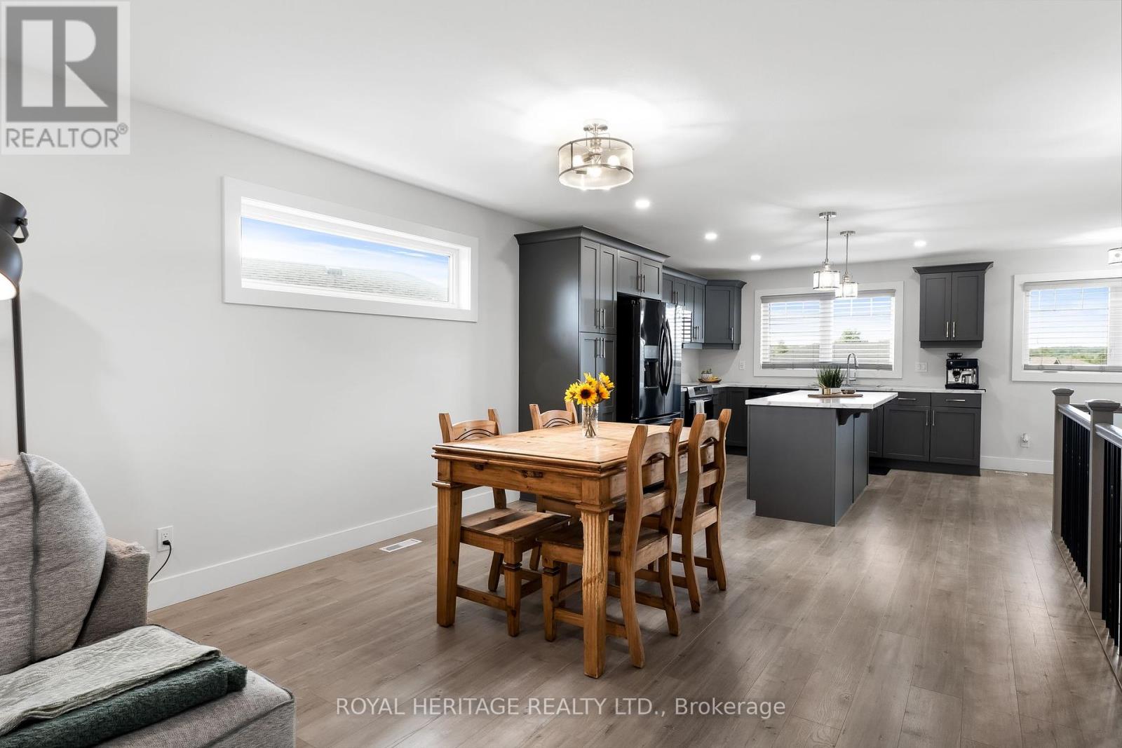Photo 2 of 39 Caleb Crescent, Quinte West ON