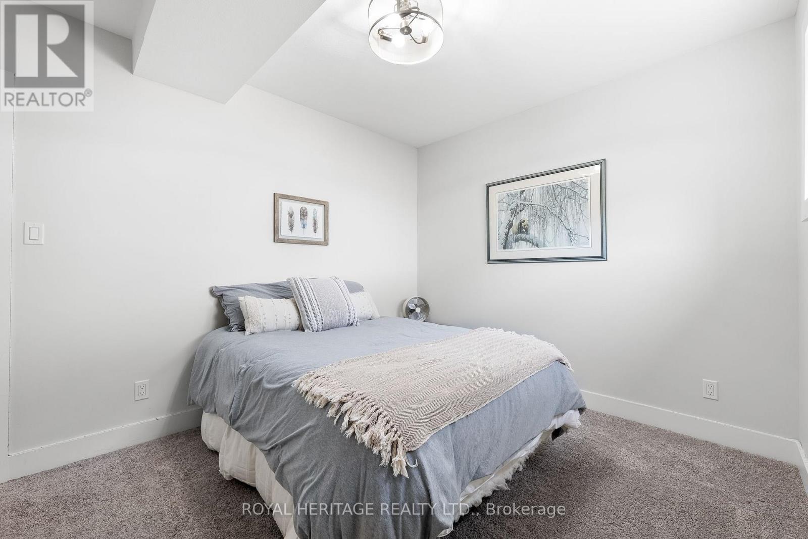 Photo 35 of 39 Caleb Crescent, Quinte West ON