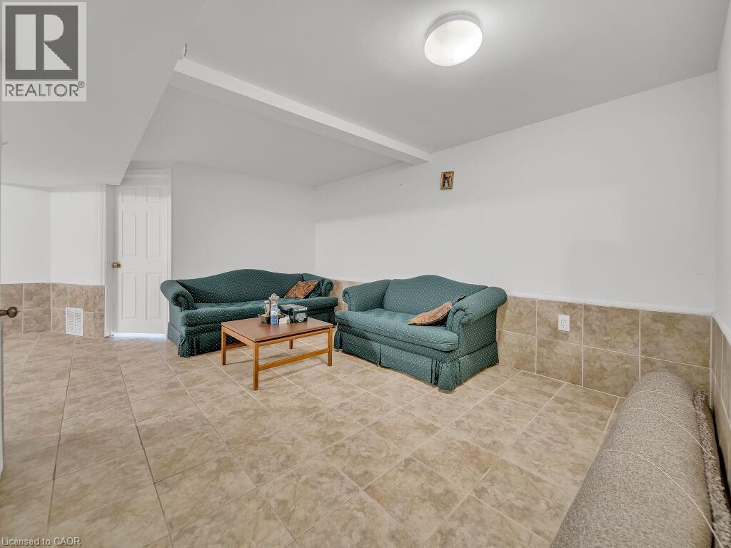 Photo 15 of 184 Cedarvale Crescent, Waterloo ON