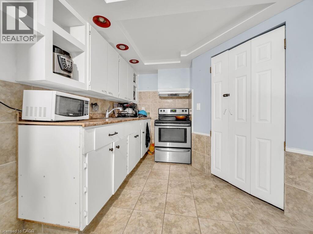 Photo 20 of 184 Cedarvale Crescent, Waterloo ON