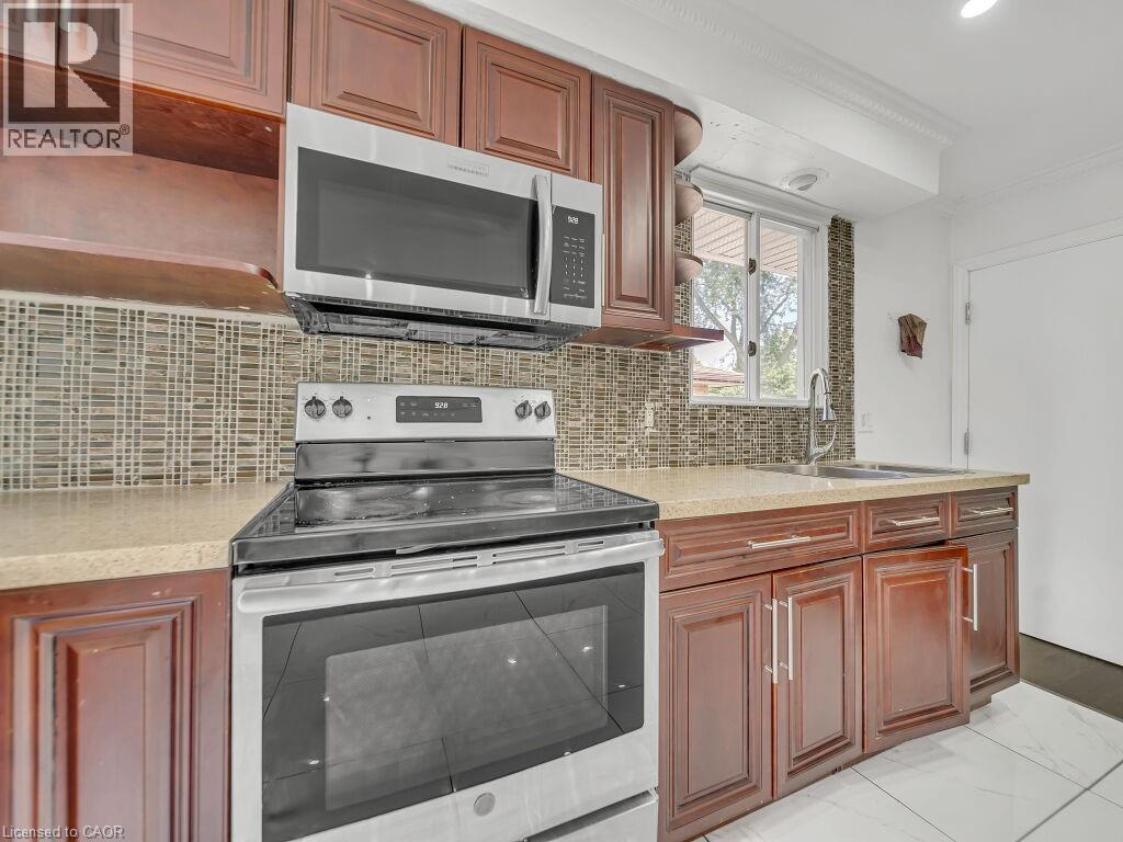 Photo 1 of 184 Cedarvale Crescent, Waterloo ON