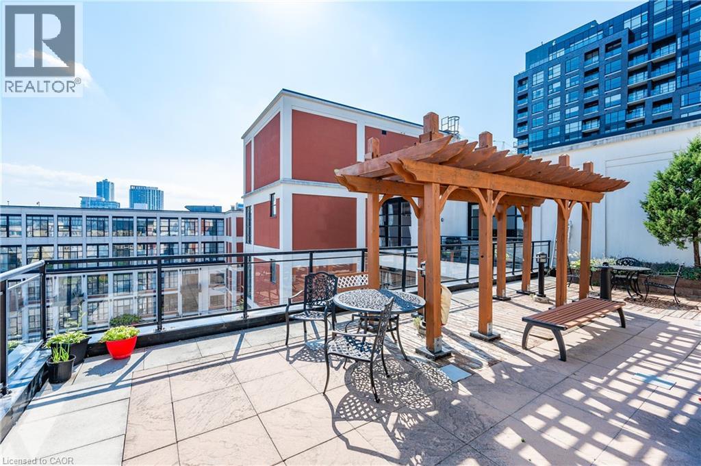 Photo 10 of 410 King Street W Unit 609, Kitchener ON