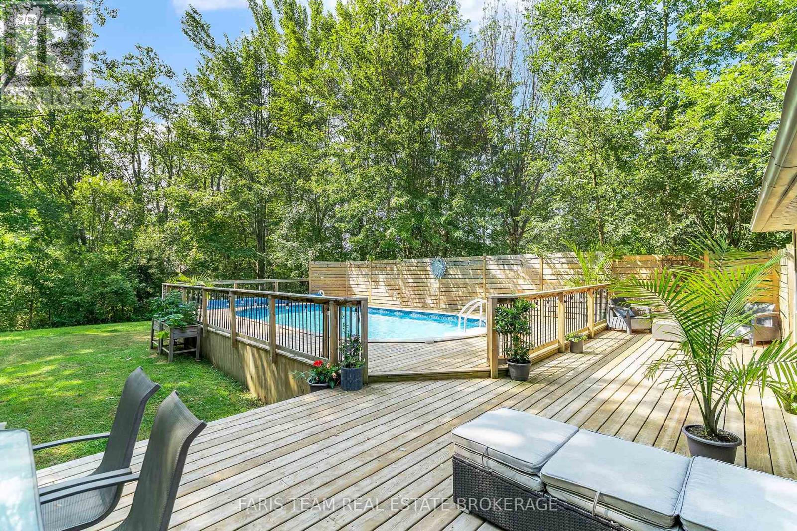 Photo 35 of 3563 Timberline Avenue, Severn ON