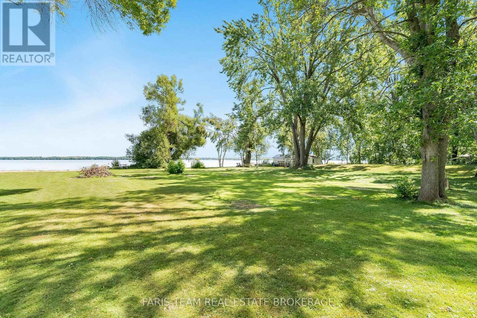 Photo 8 of 3563 Timberline Avenue, Severn ON