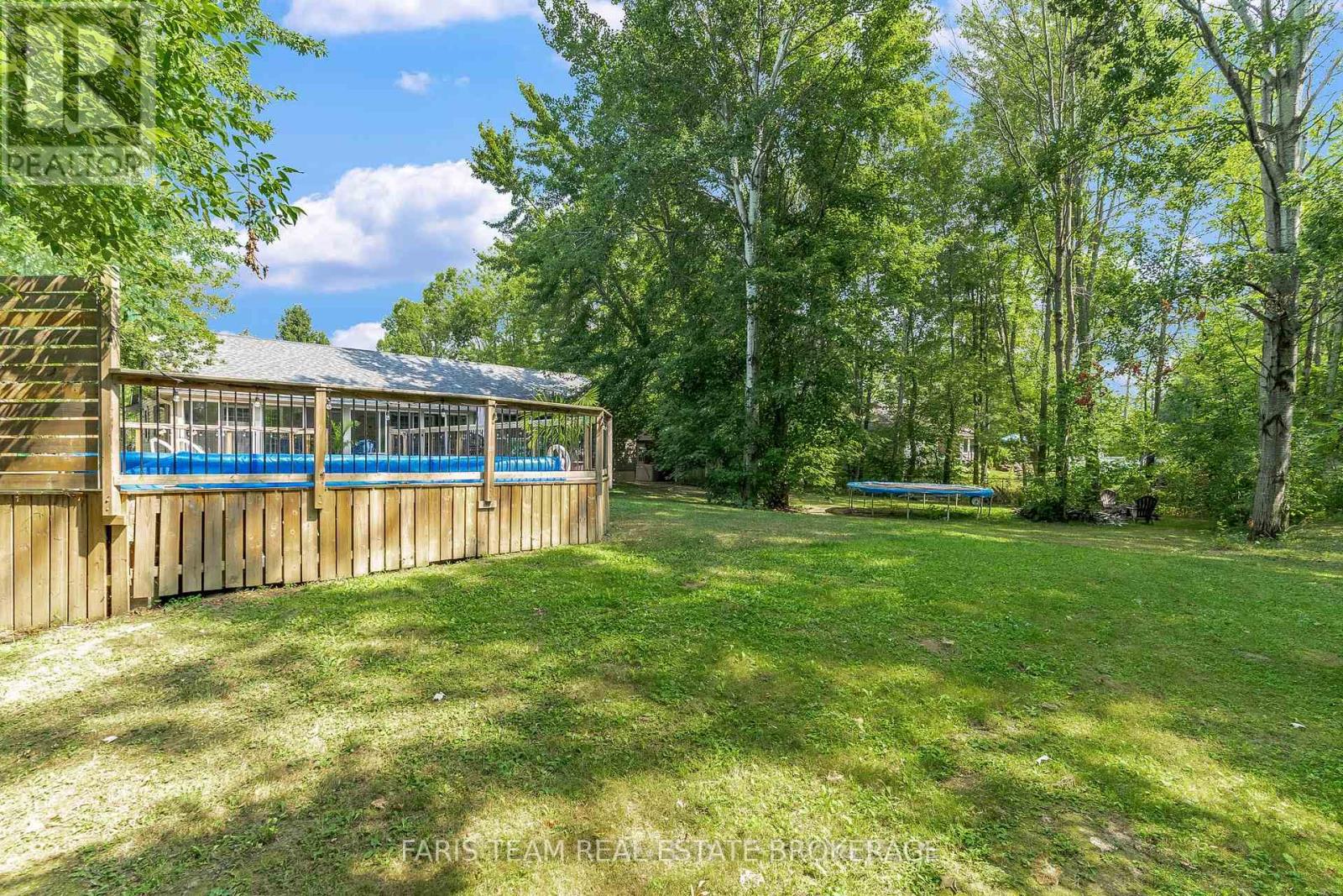Photo 2 of 3563 Timberline Avenue, Severn ON