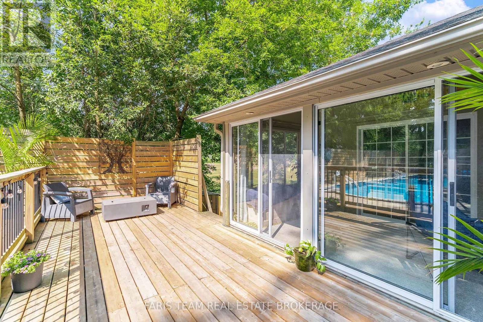 Photo 18 of 3563 Timberline Avenue, Severn ON