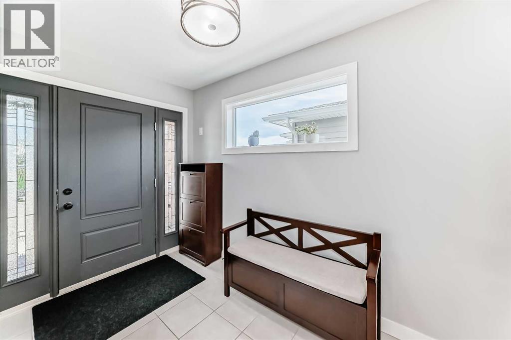 Photo 18 of 636 Aquitania Boulevard W, Lethbridge AB
