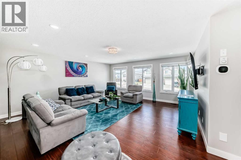 Photo 37 of 636 Aquitania Boulevard W, Lethbridge AB