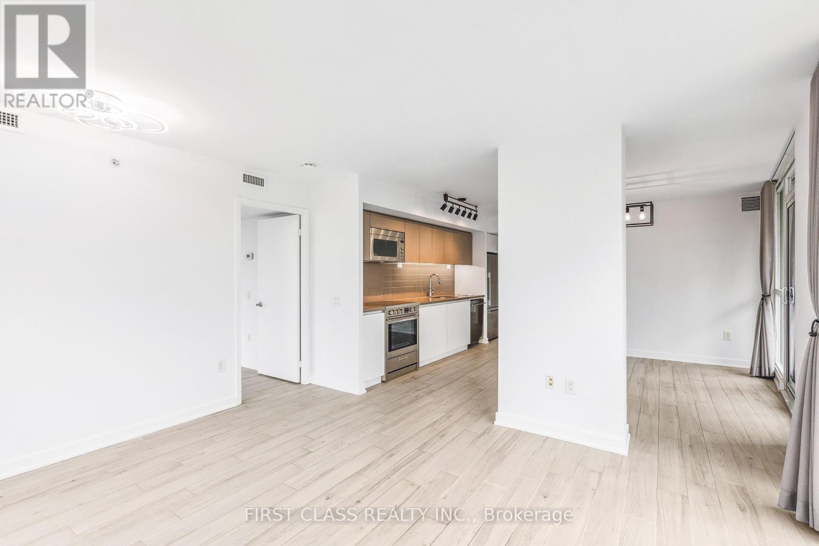 Photo 35 of 1601 75 Queens Wharf Road, Toronto ON
