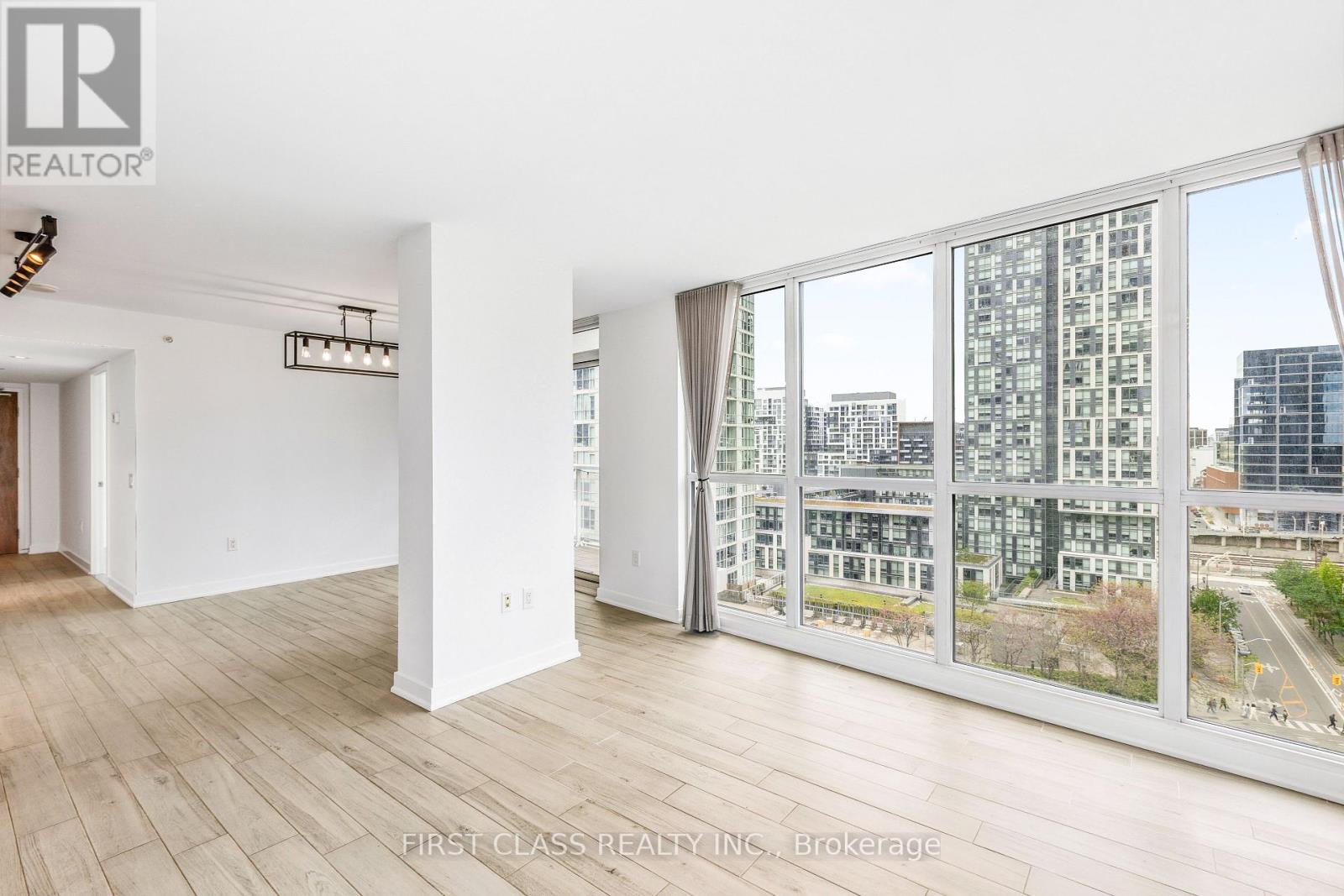 Photo 23 of 1601 75 Queens Wharf Road, Toronto ON