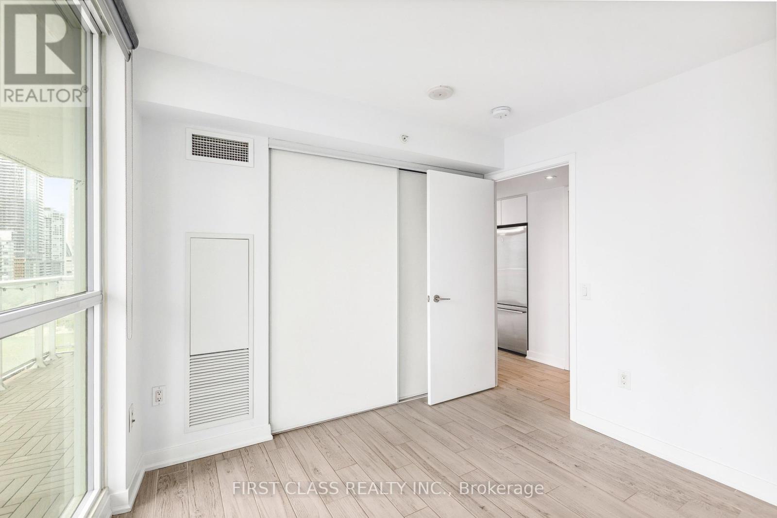 Photo 34 of 1601 75 Queens Wharf Road, Toronto ON