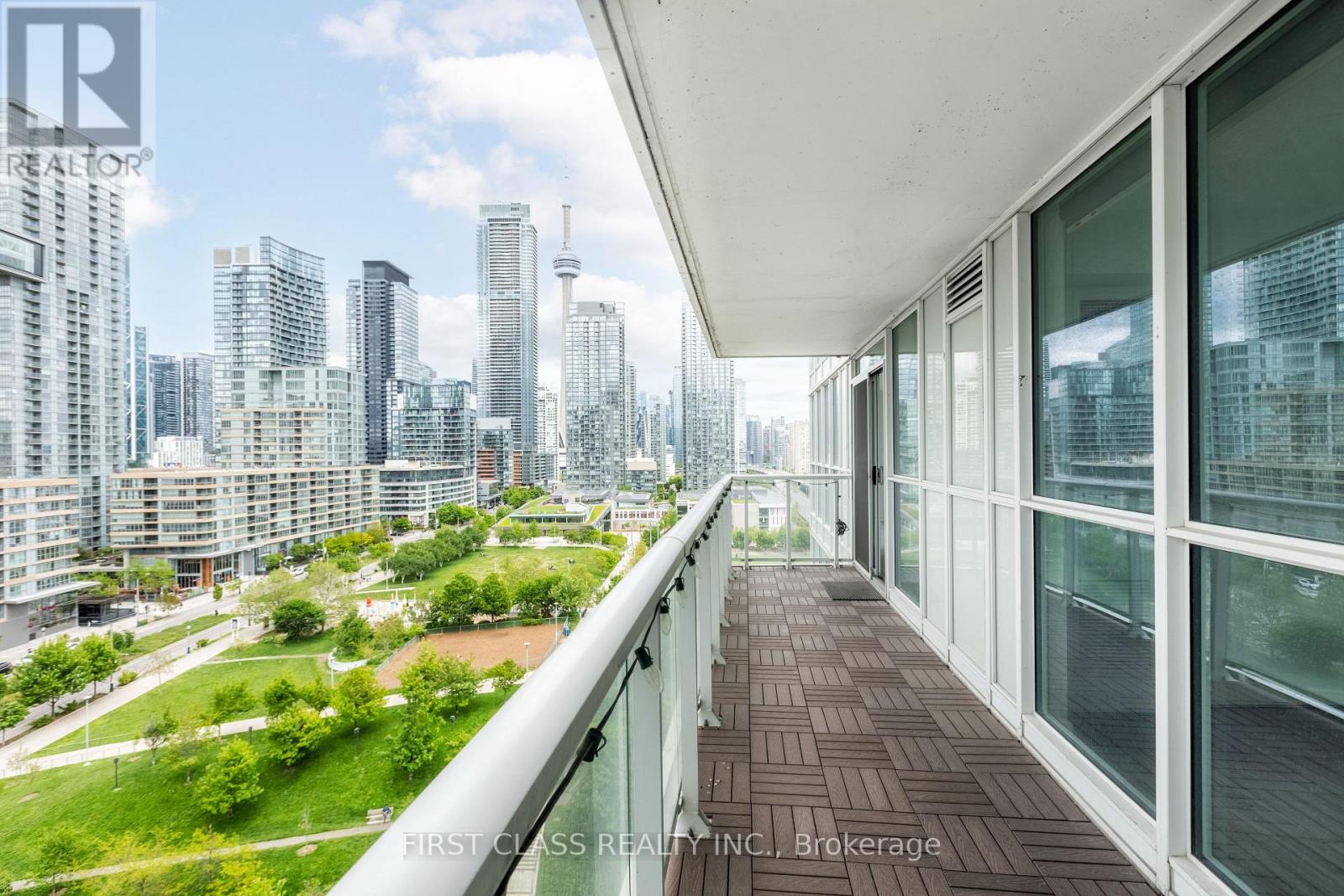 Photo 13 of 1601 75 Queens Wharf Road, Toronto ON