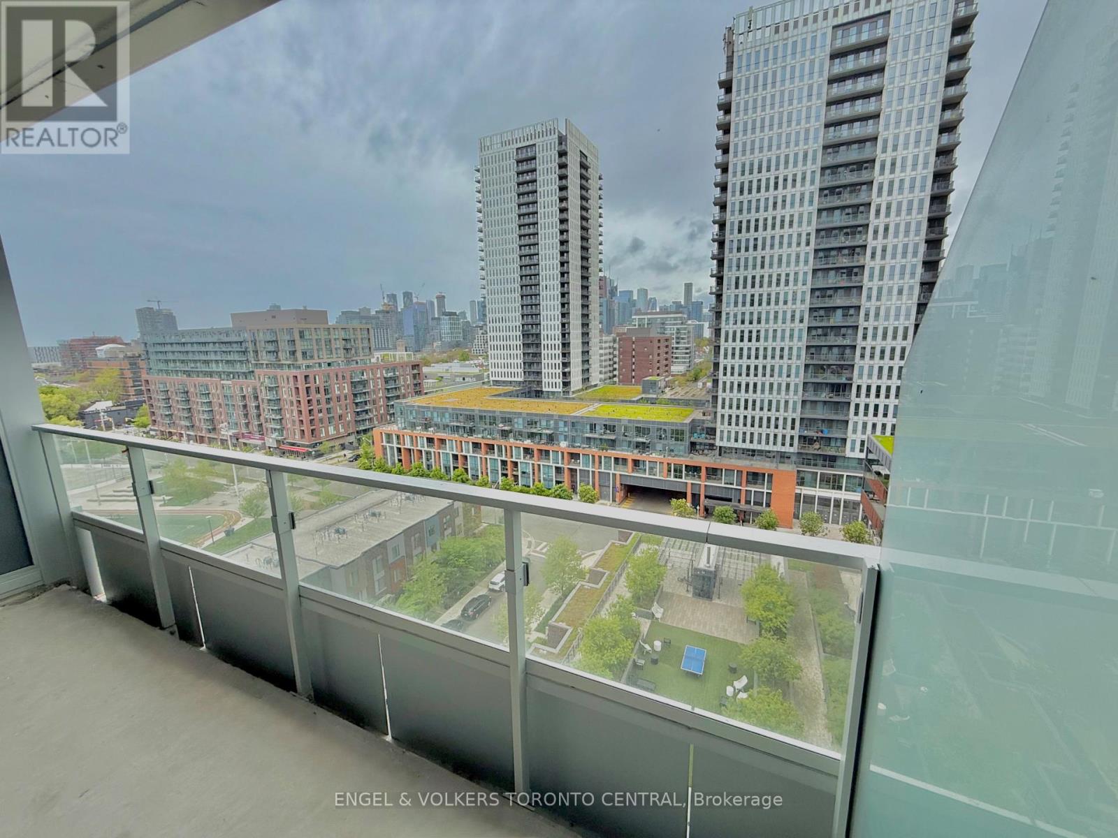 Photo 8 of 1011 20 Tubman Avenue, Toronto ON