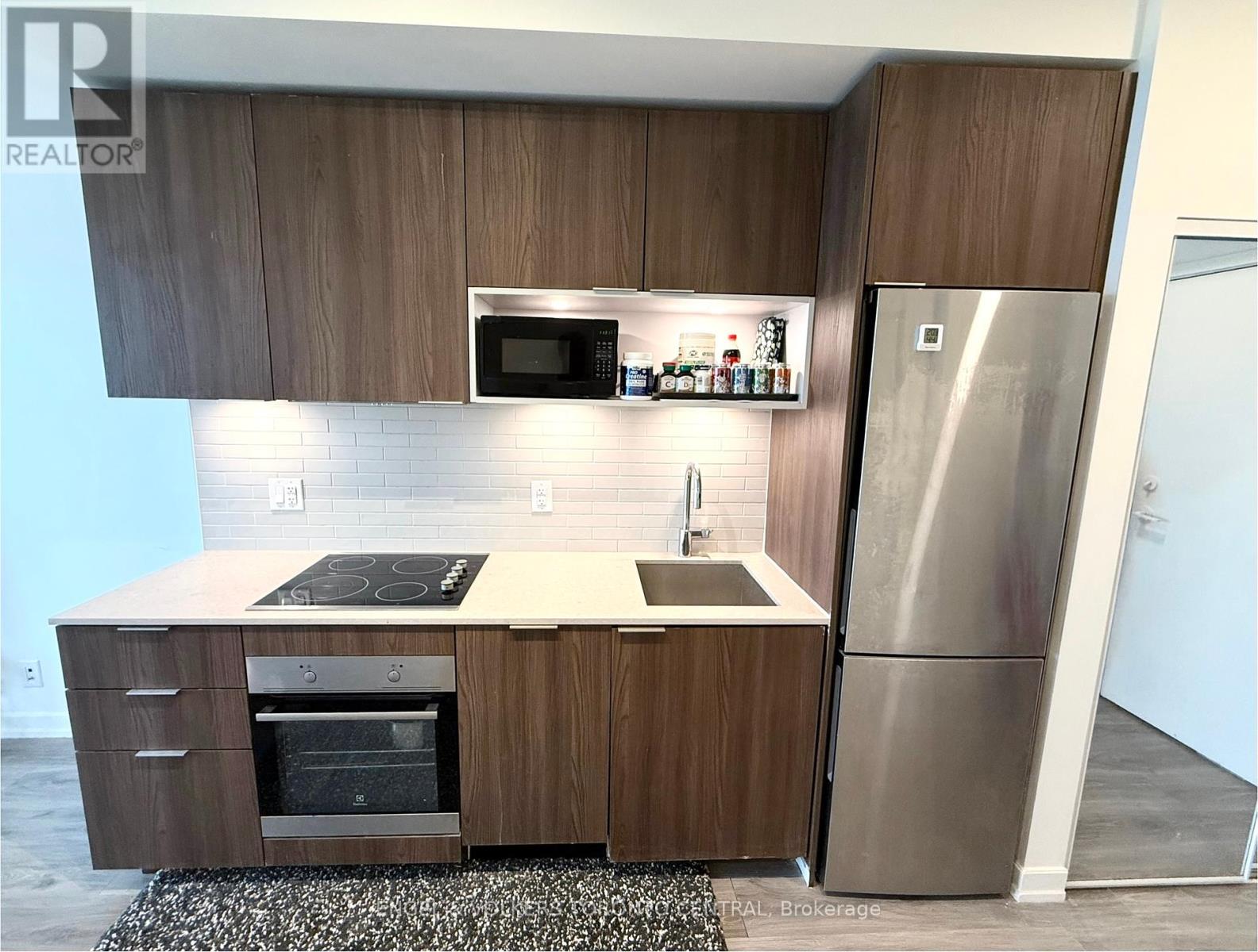 Photo 19 of 1011 20 Tubman Avenue, Toronto ON