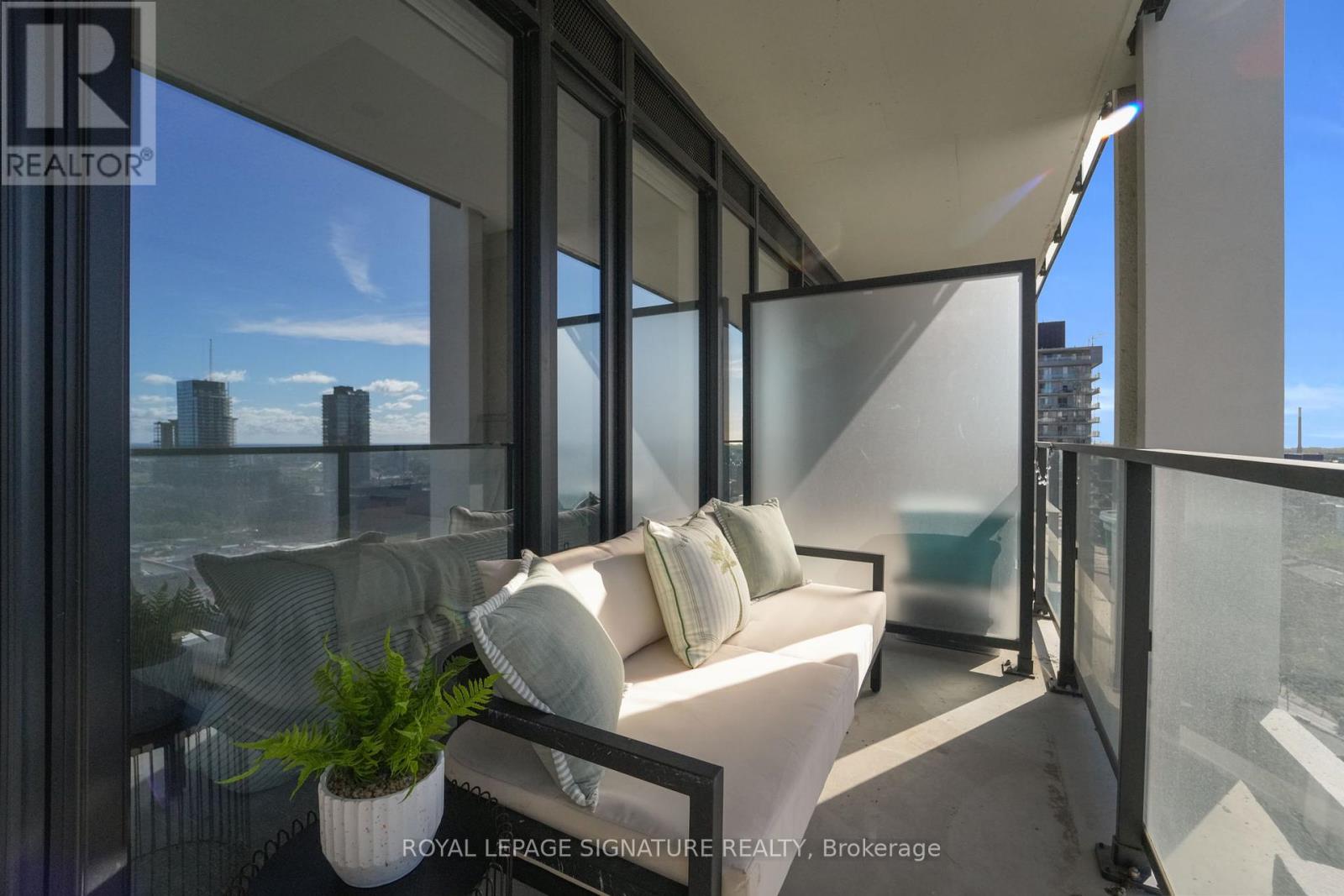 Photo 33 of 1906 55 Ontario Street, Toronto ON