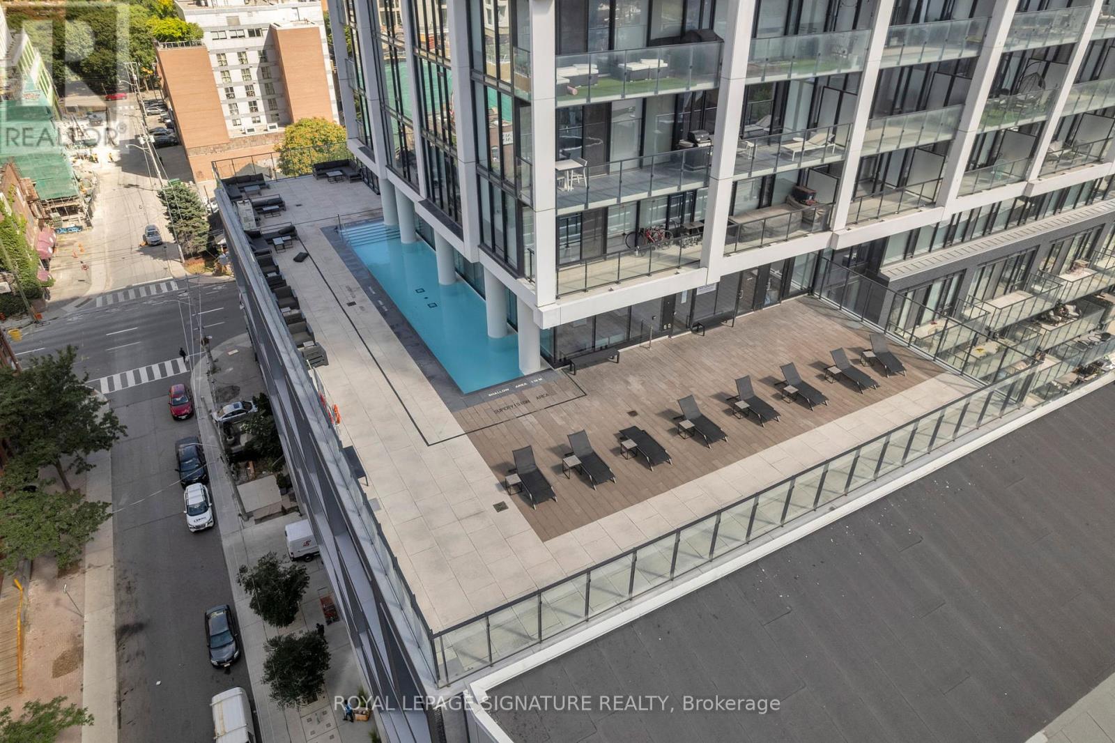 Photo 34 of 1906 55 Ontario Street, Toronto ON