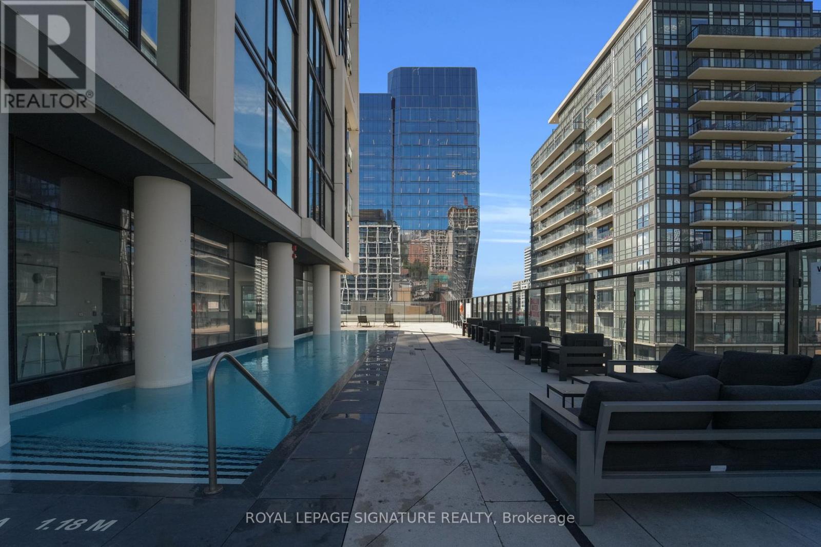 Photo 10 of 1906 55 Ontario Street, Toronto ON