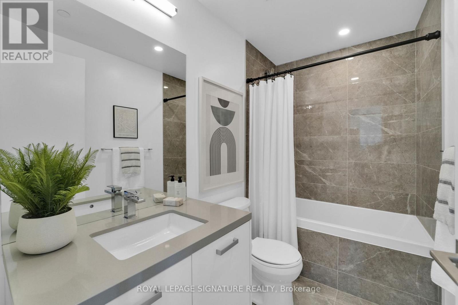 Photo 30 of 1906 55 Ontario Street, Toronto ON