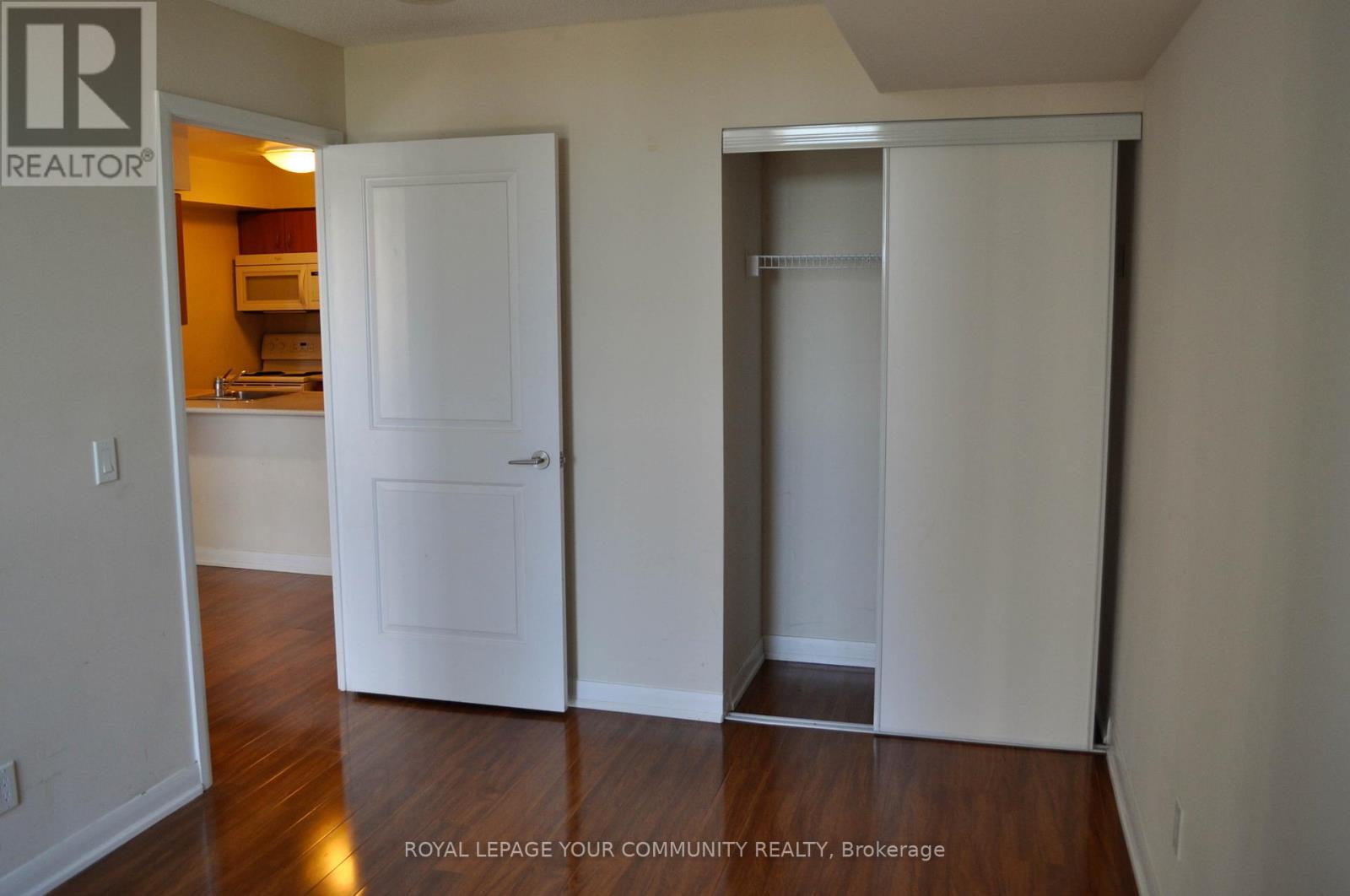 Photo 6 of 902 4968 Yonge Street, Toronto ON