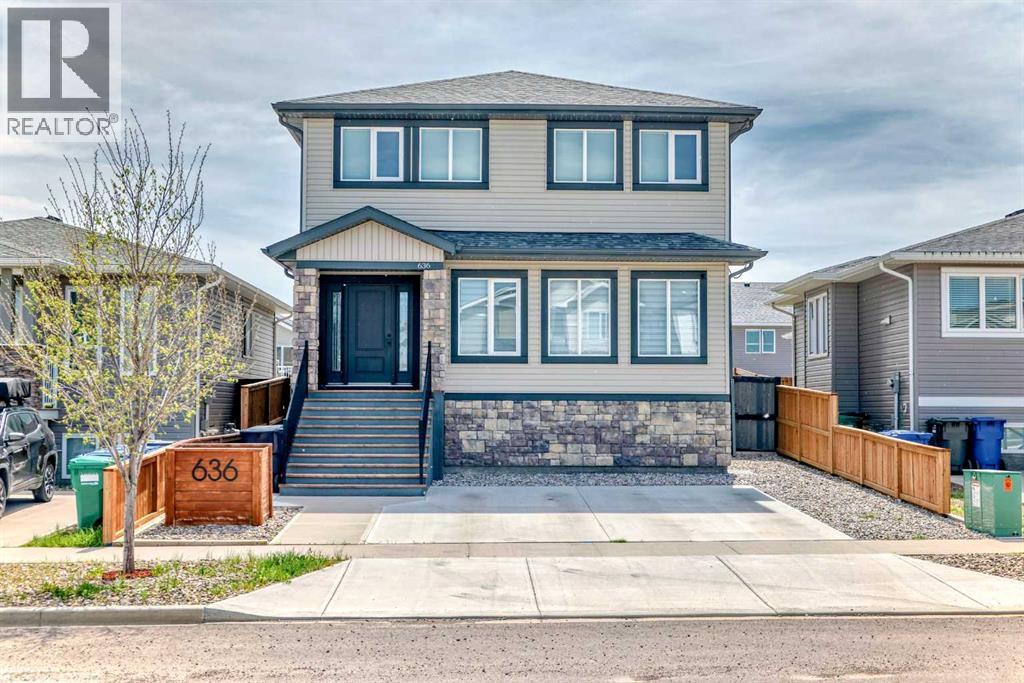 Photo 7 of 636 Aquitania Boulevard W, Lethbridge AB
