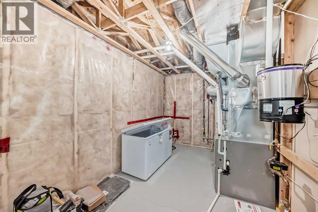 Photo 3 of 636 Aquitania Boulevard W, Lethbridge AB
