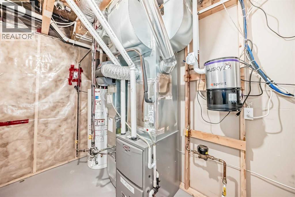 Photo 13 of 636 Aquitania Boulevard W, Lethbridge AB