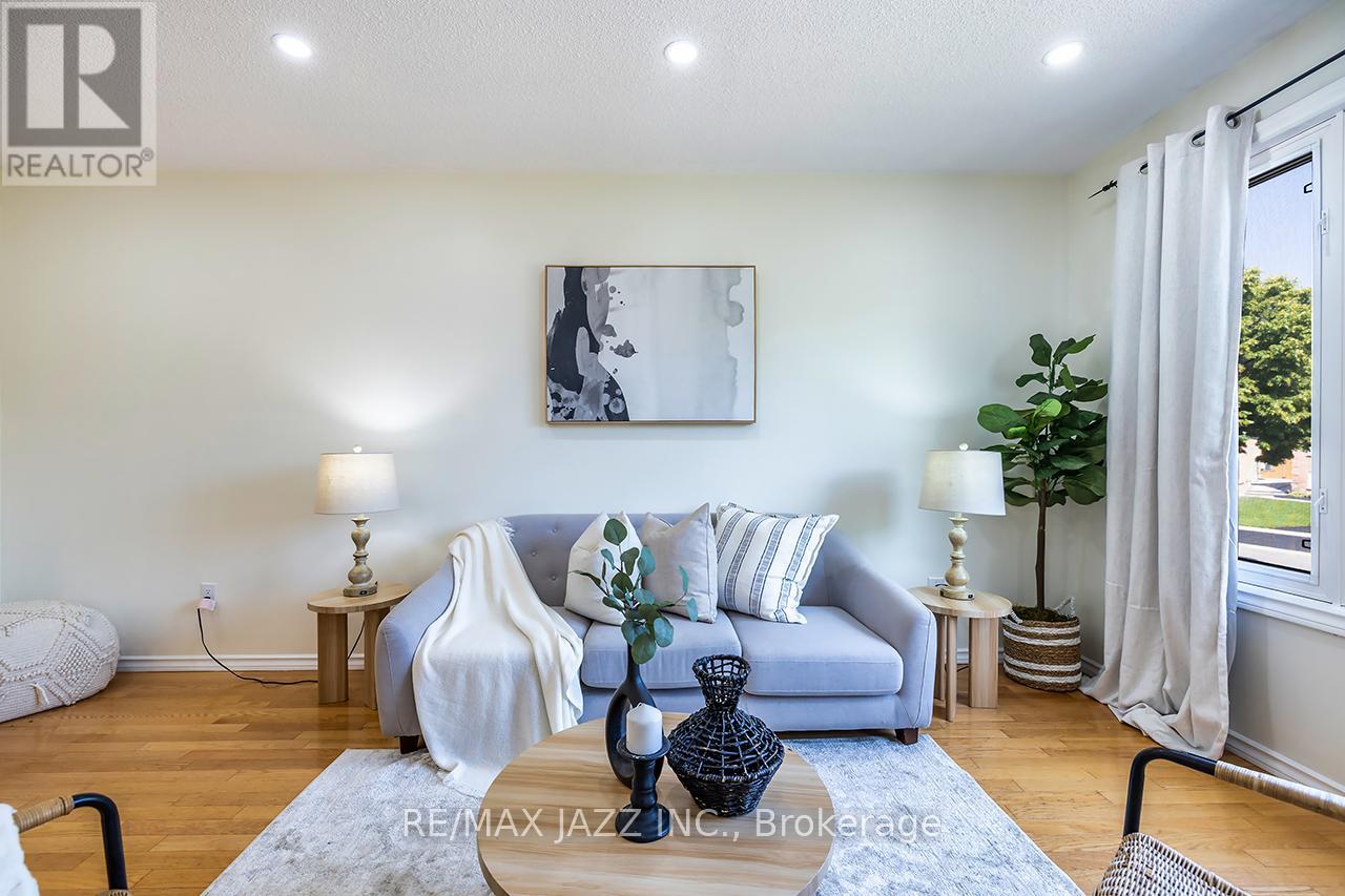 Photo 26 of 843 Charisma Crescent, Oshawa ON