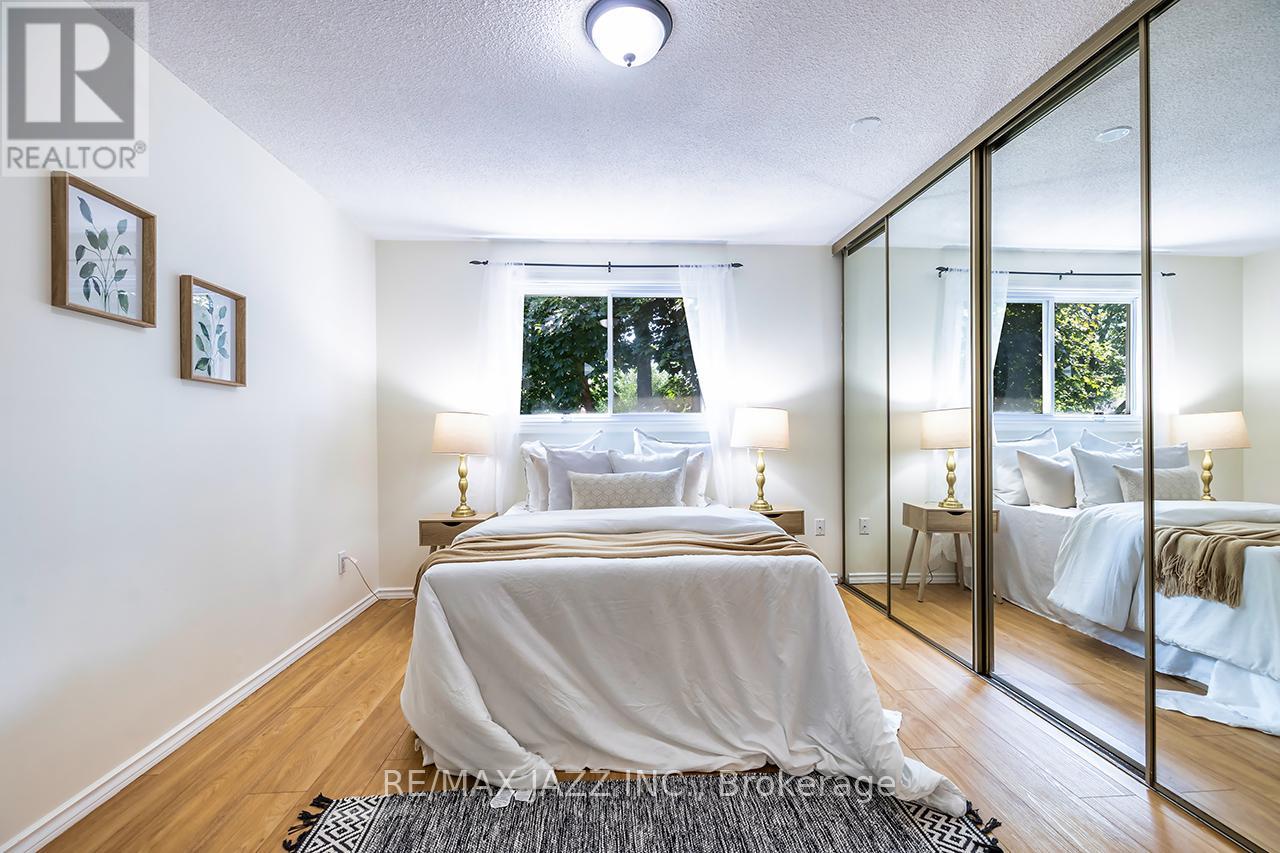 Photo 34 of 843 Charisma Crescent, Oshawa ON