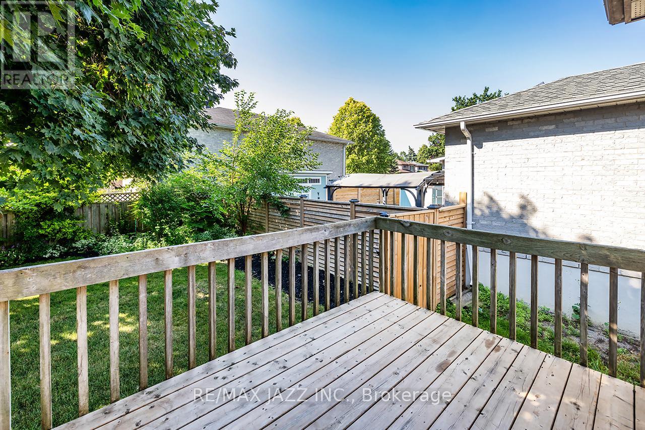 Photo 4 of 843 Charisma Crescent, Oshawa ON