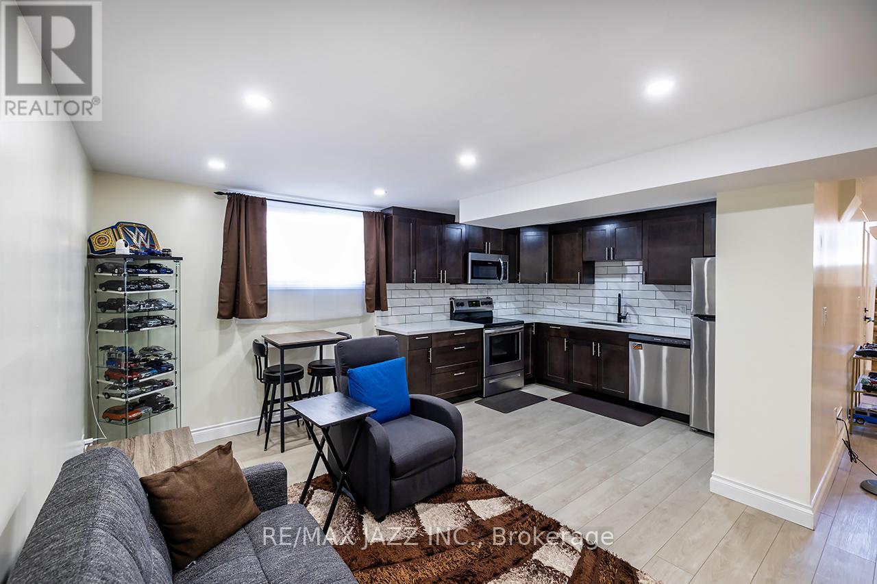 Photo 45 of 843 Charisma Crescent, Oshawa ON
