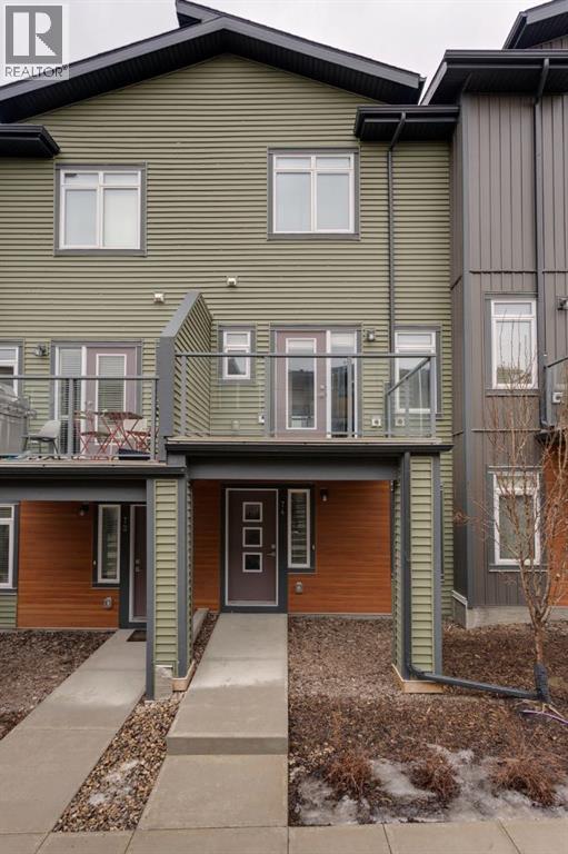 Single Family House for Sale in  Sage Bluff Circle NW Sage Hill Calgary 