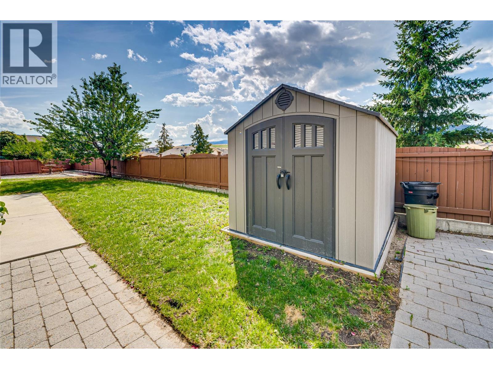 Photo 7 of 5808 Richfield Place, Vernon BC