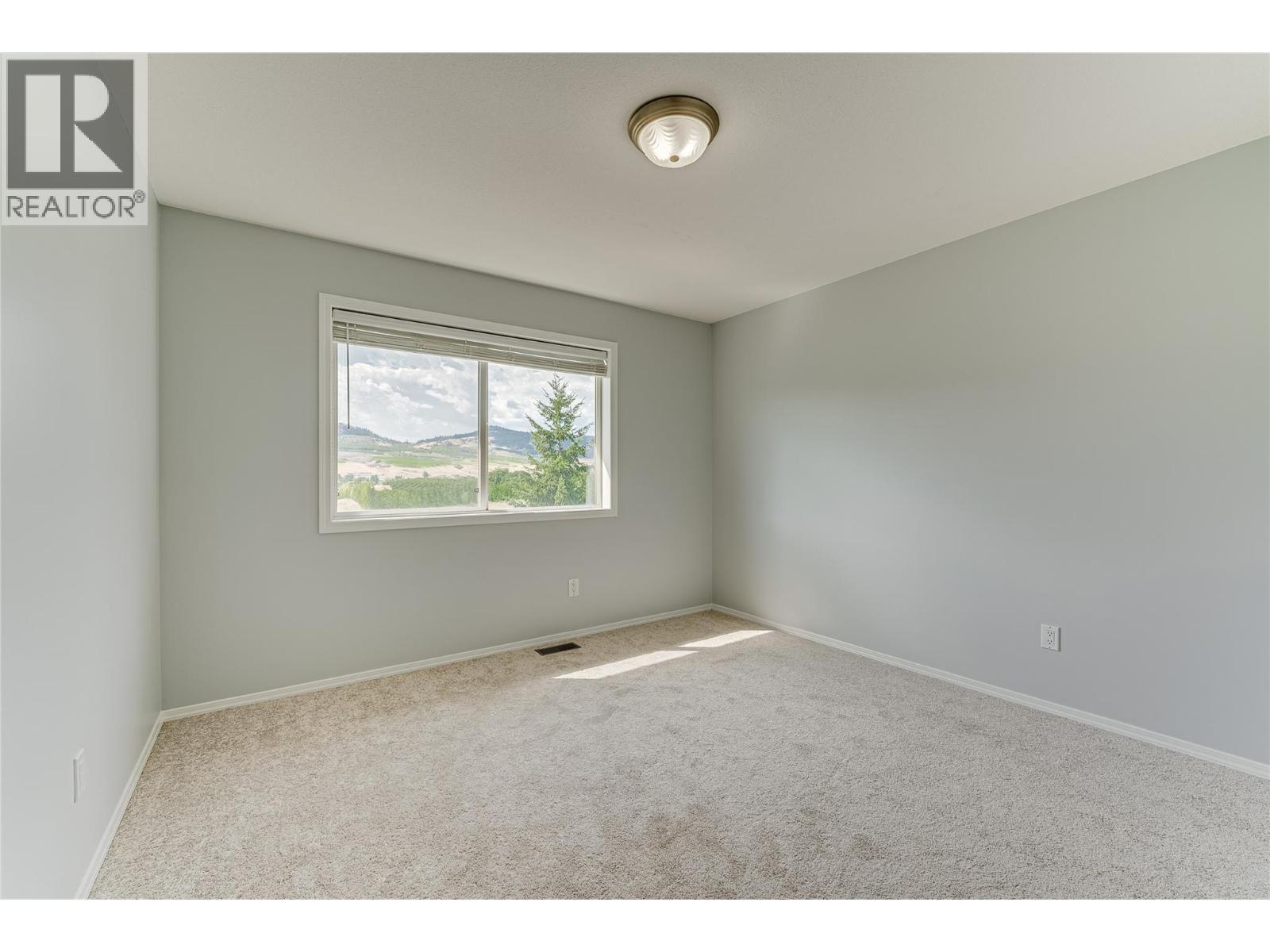 Photo 5 of 5808 Richfield Place, Vernon BC
