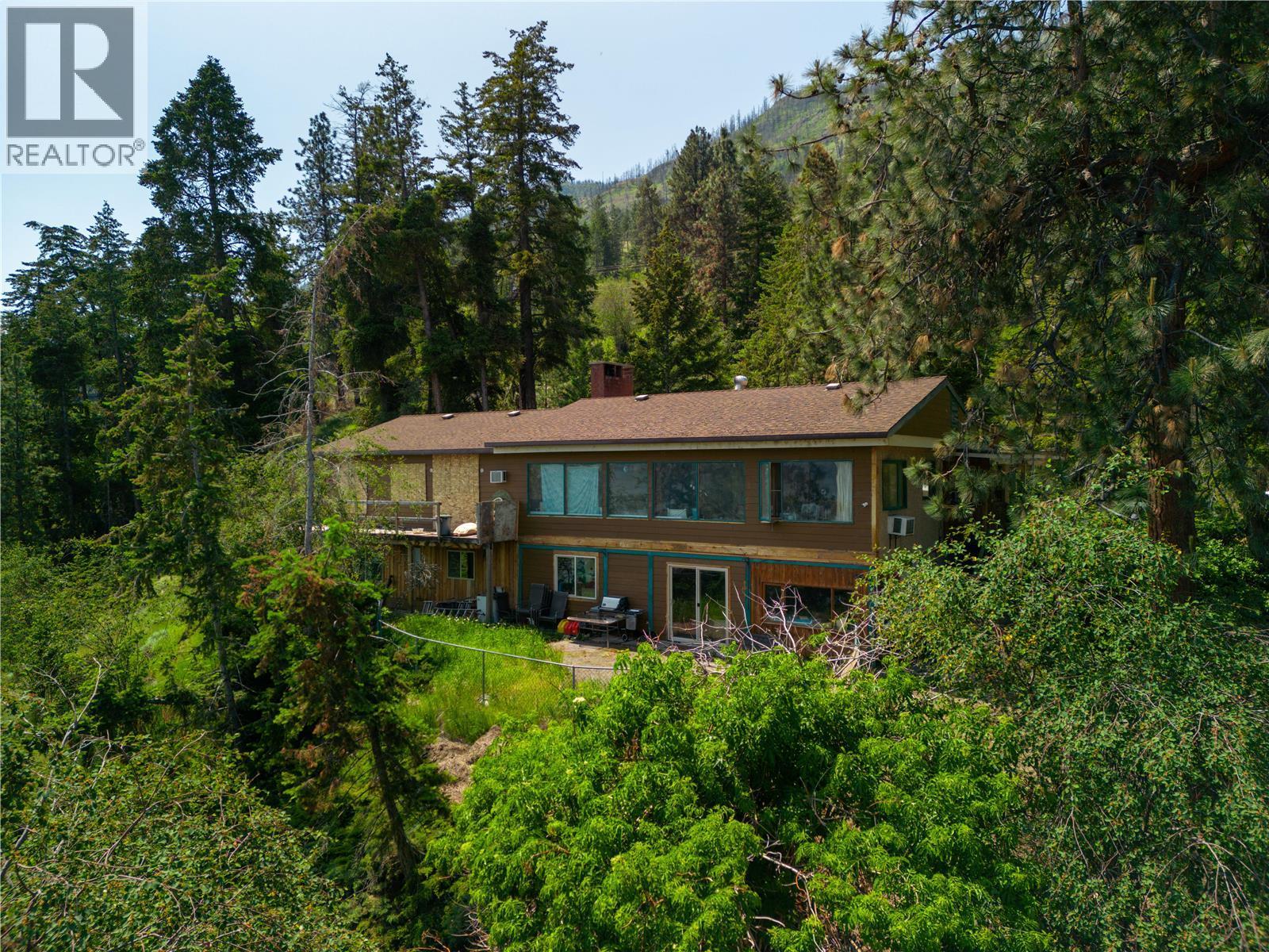  7260 Highway 97 Highway South, Peachland