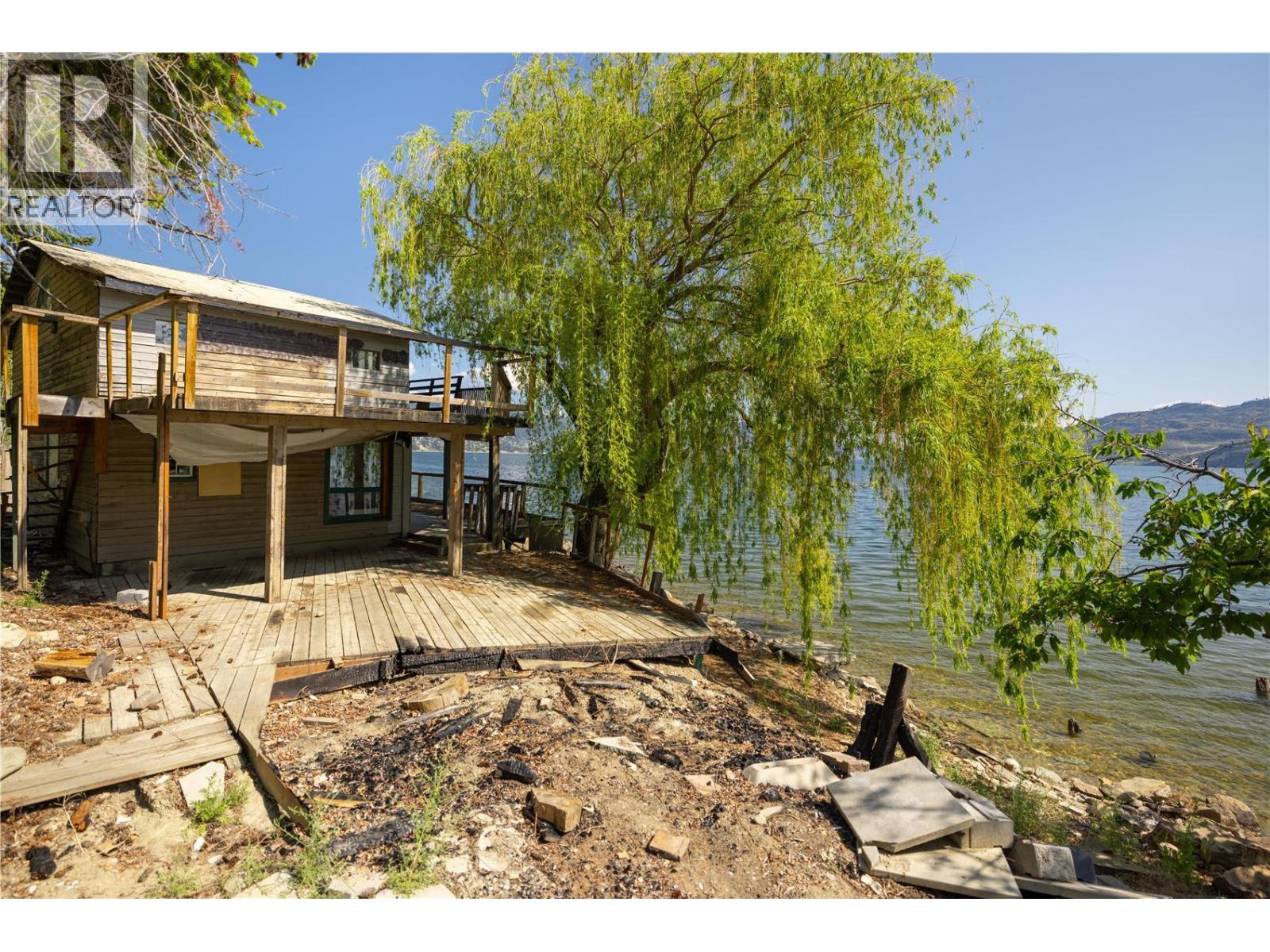  7260 Highway 97 Highway South, Peachland