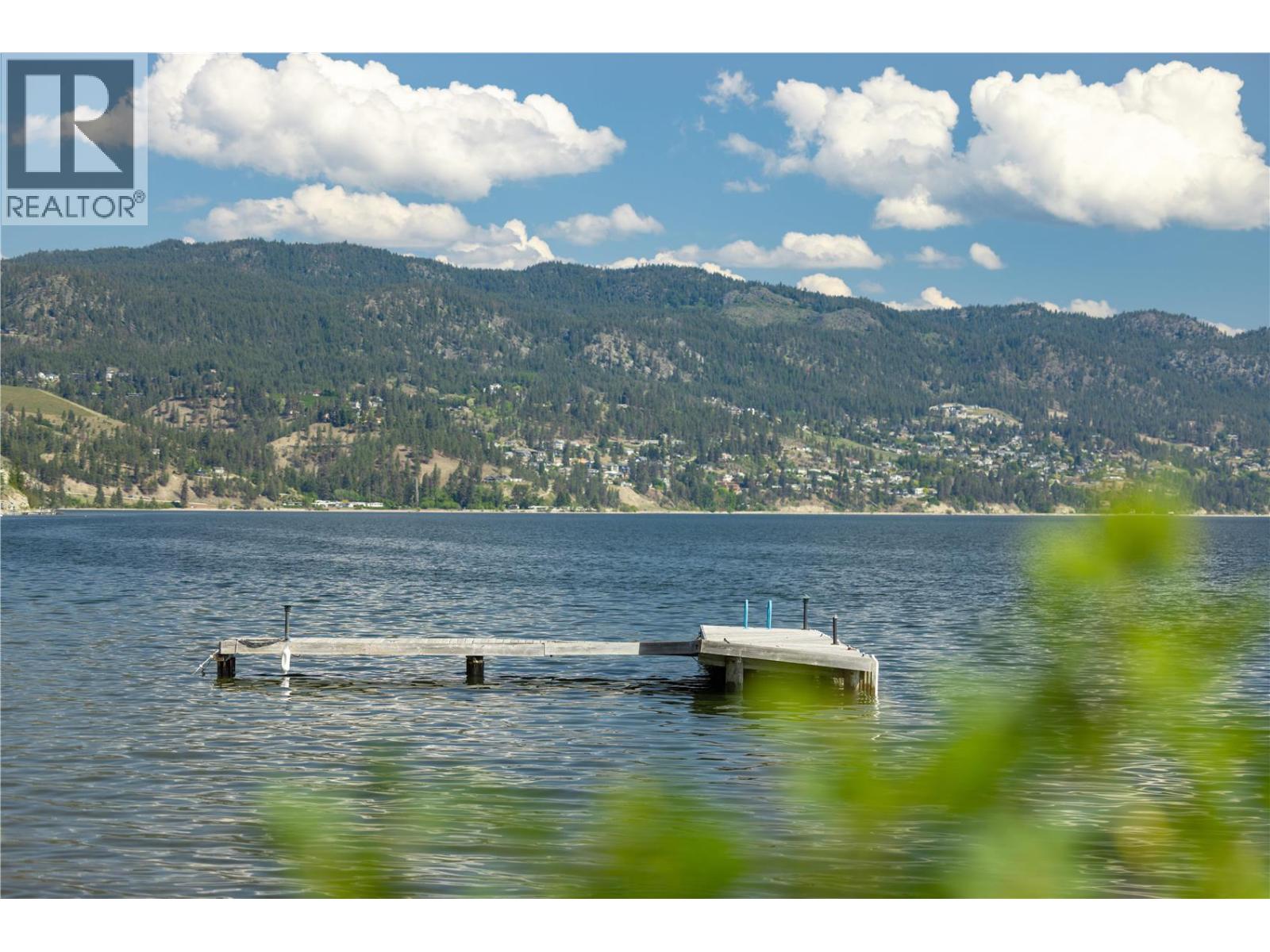  7260 Highway 97 Highway South, Peachland