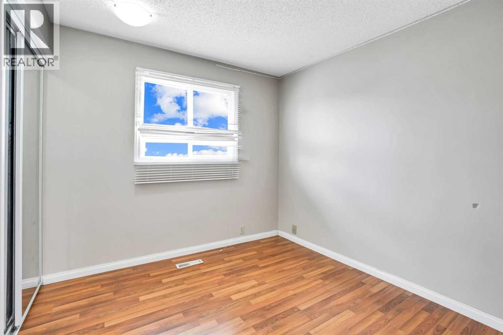 Photo 29 of 84 Faldale Close Ne, Calgary AB